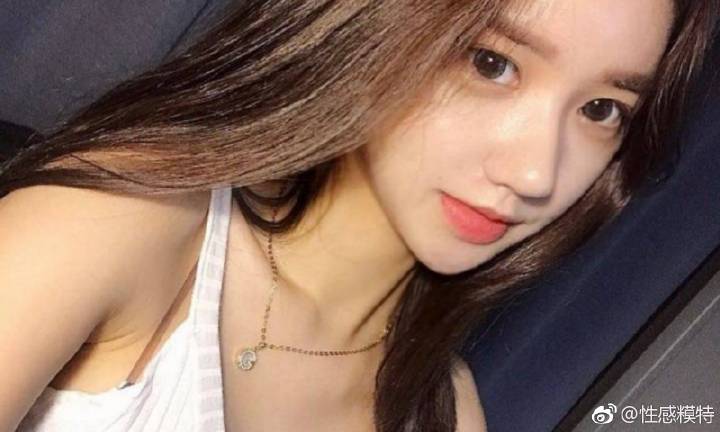 海外校友子女探访玉虚宫 感受武当文化